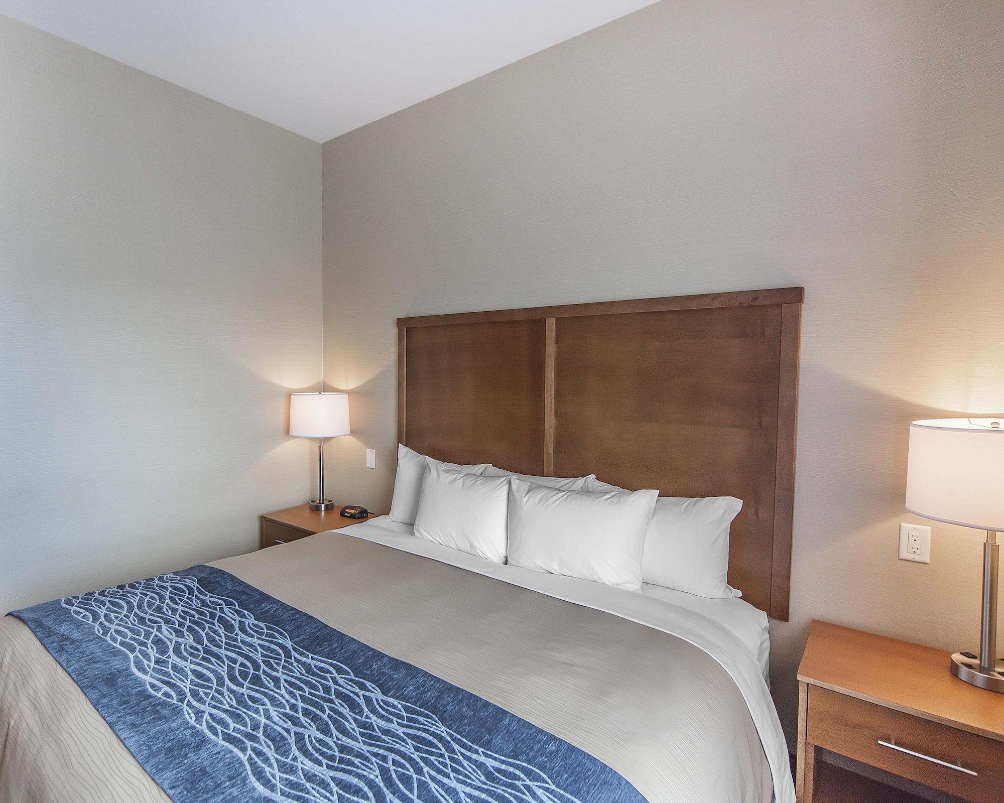 Comfort Inn & Suites Bonnyville מראה חיצוני תמונה