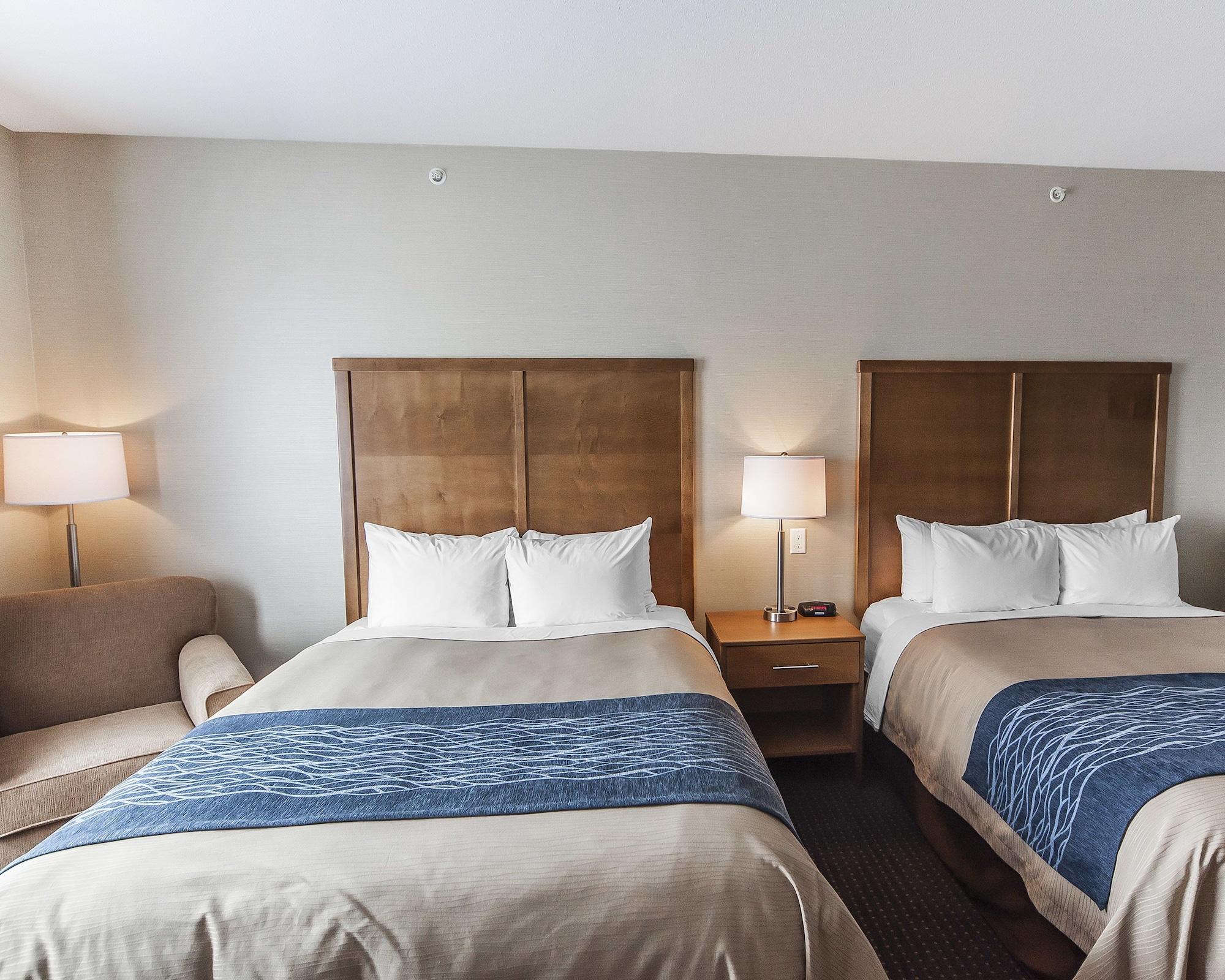 Comfort Inn & Suites Bonnyville מראה חיצוני תמונה