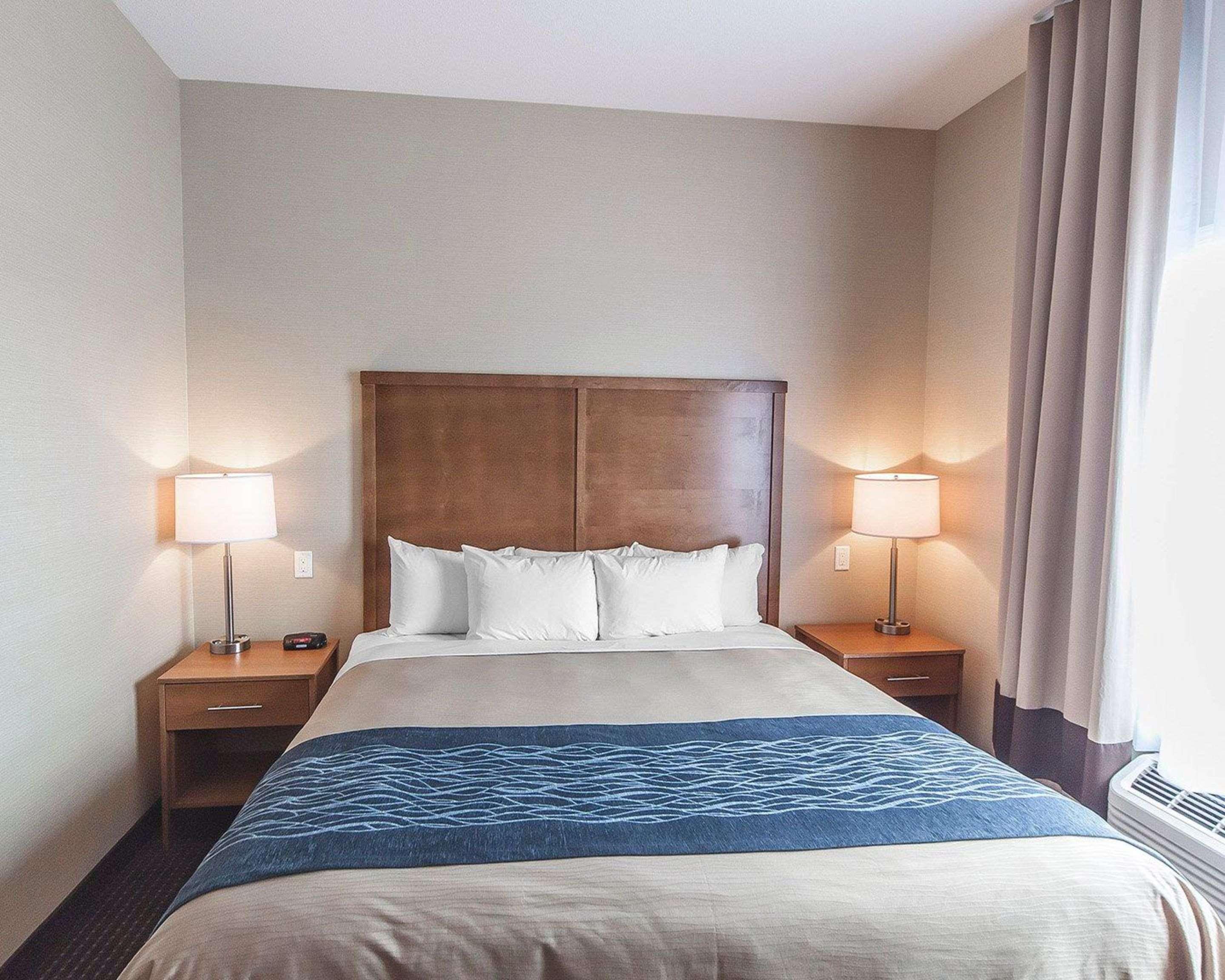 Comfort Inn & Suites Bonnyville מראה חיצוני תמונה
