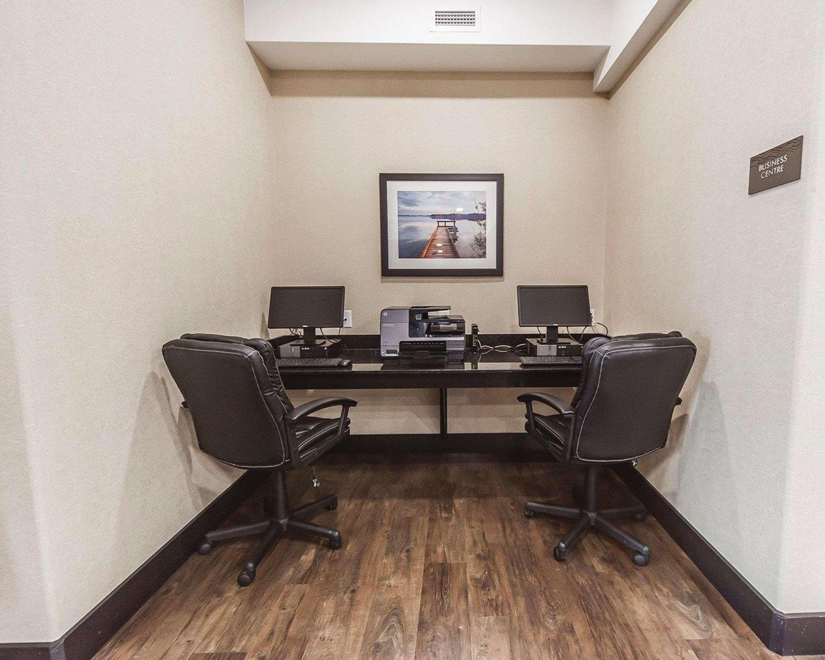 Comfort Inn & Suites Bonnyville מראה חיצוני תמונה