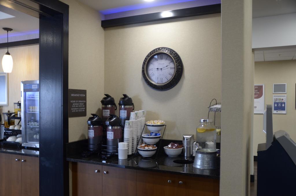 Comfort Inn & Suites Bonnyville מראה חיצוני תמונה