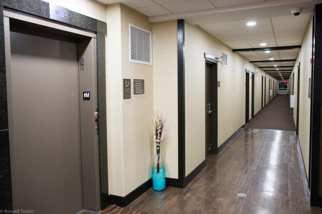 Comfort Inn & Suites Bonnyville מראה חיצוני תמונה