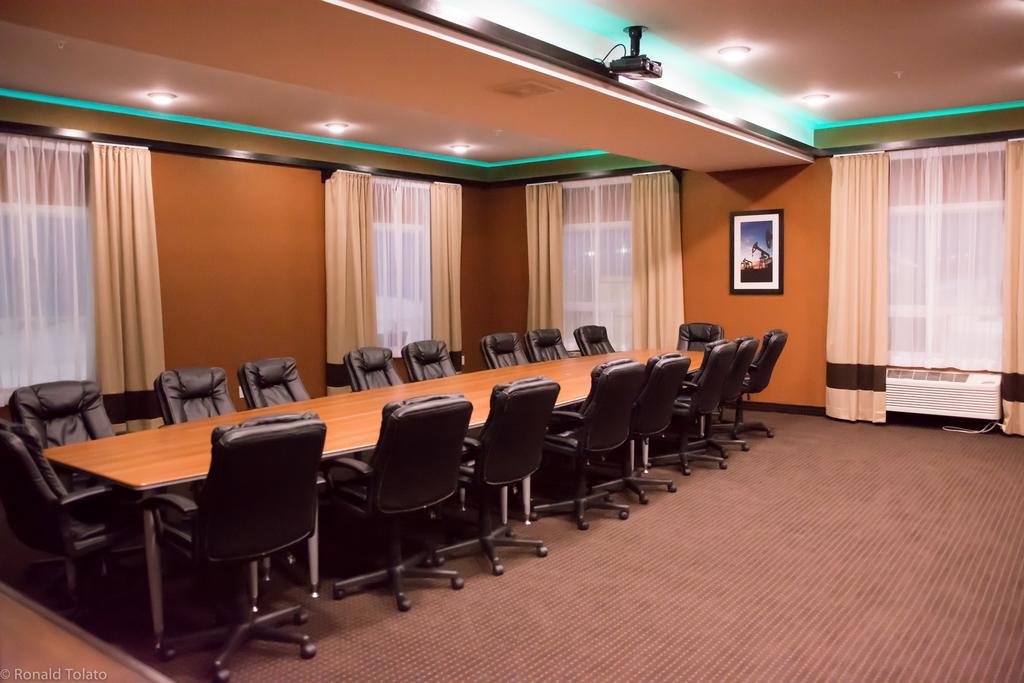 Comfort Inn & Suites Bonnyville מראה חיצוני תמונה