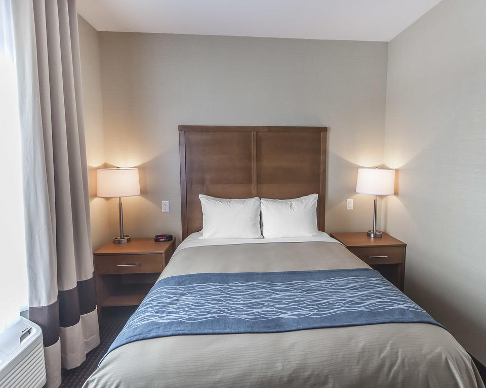 Comfort Inn & Suites Bonnyville מראה חיצוני תמונה
