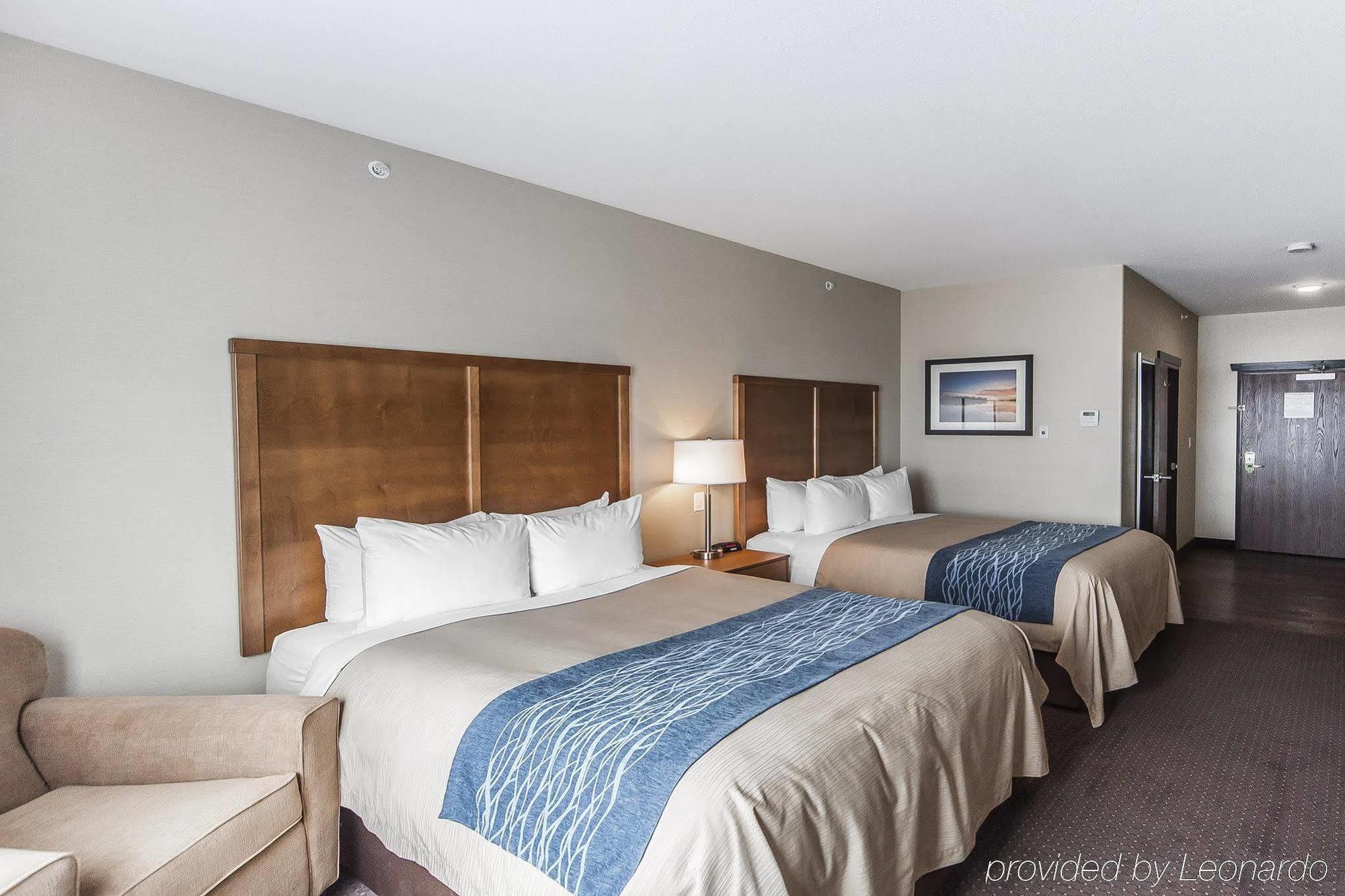Comfort Inn & Suites Bonnyville מראה חיצוני תמונה